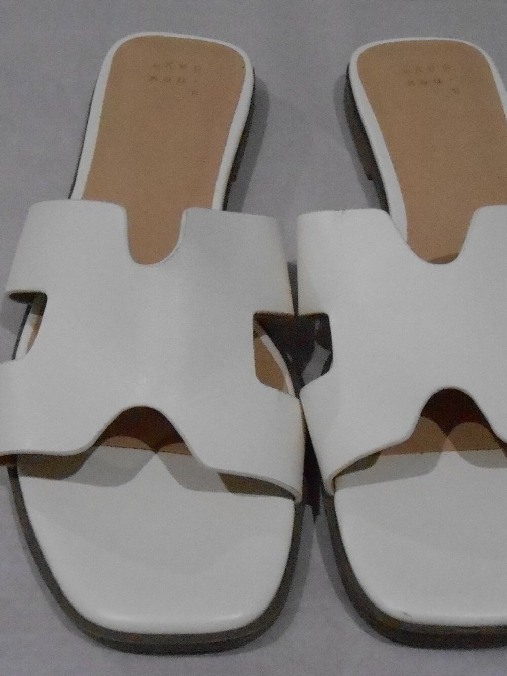 A New Day™ White Women’s Nina Slide Sandals - Round Toe Memory Foam Insole Sz 9